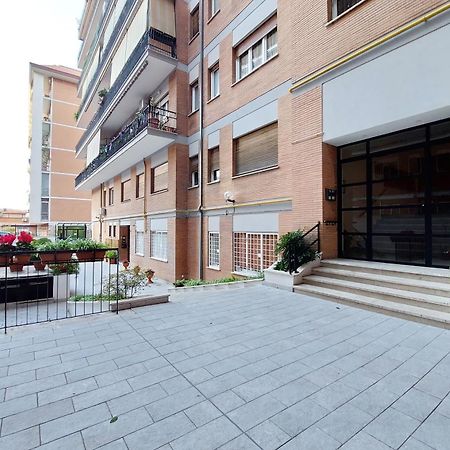 Lovely Apartment With Terrace Near The Vatican Roma Dış mekan fotoğraf