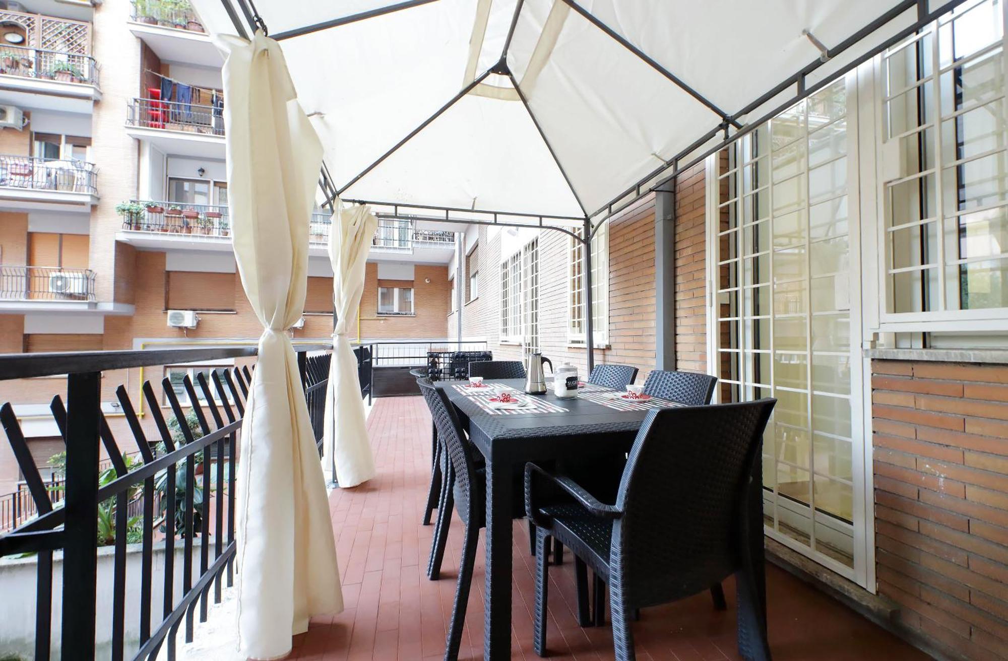 Lovely Apartment With Terrace Near The Vatican Roma Dış mekan fotoğraf